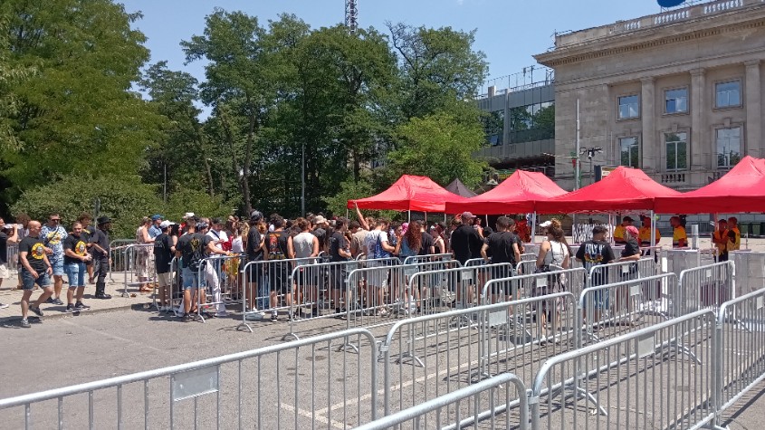 Live Image