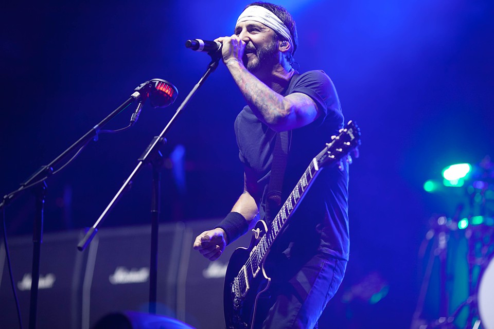 sully erna