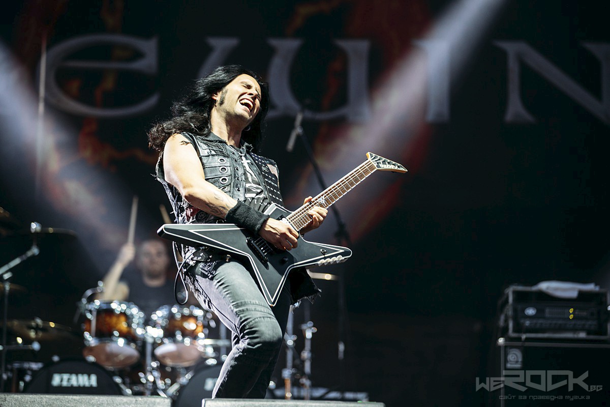 gus g.