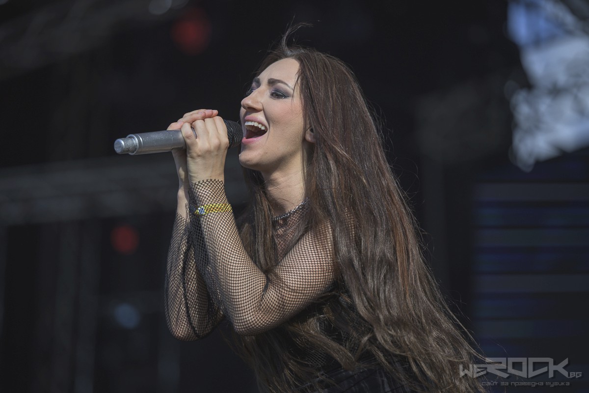 delain