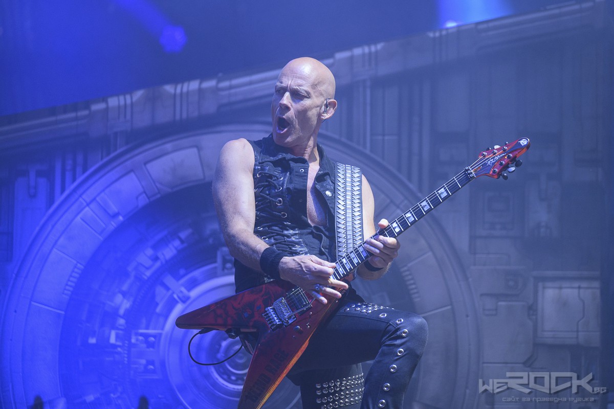 wolf hoffmann