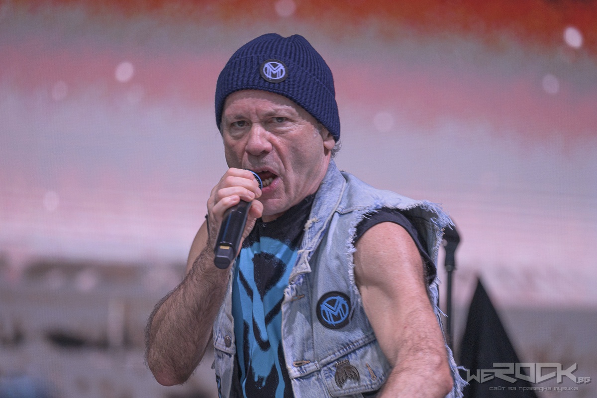 bruce dickinson