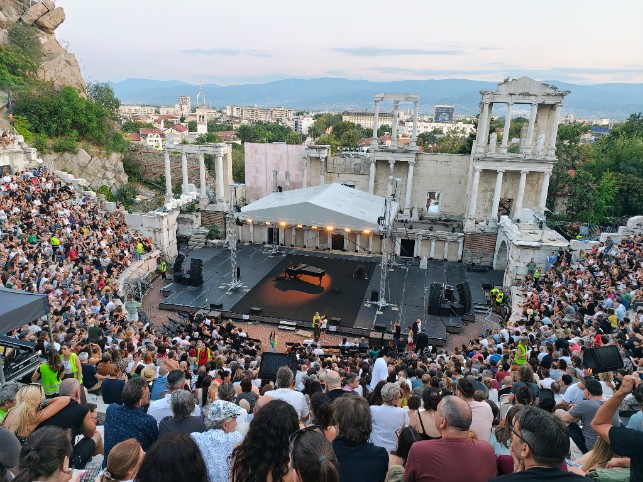Live Image