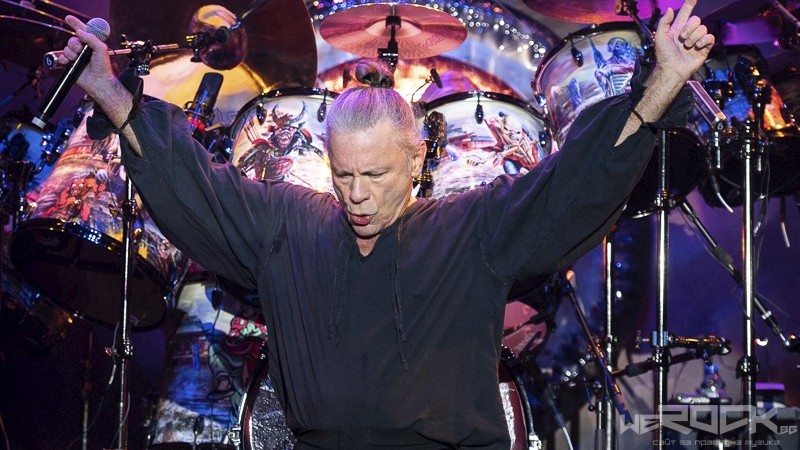 iron maiden live