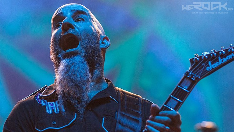 scott ian