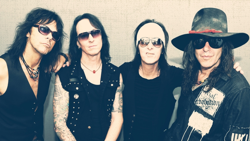 RILEY'S L.A. GUNS