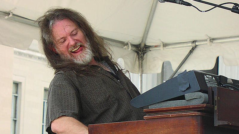 Doug Ingle