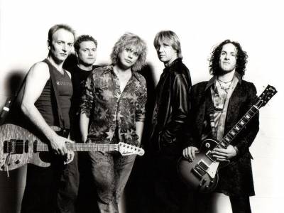 DEF LEPPARD