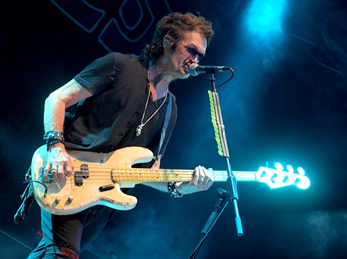 Glenn Hughes Каварна