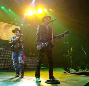 Izzy Stradlin & Axl Rose